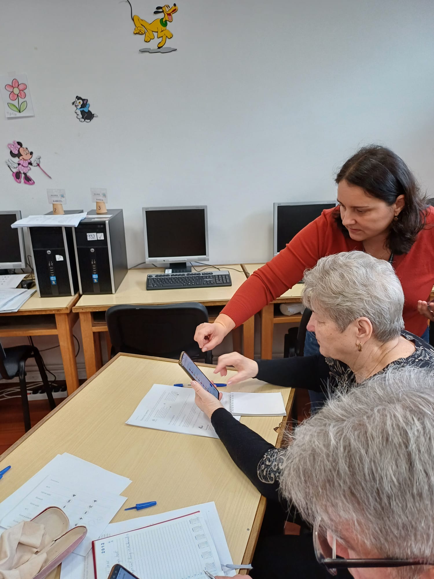 <span class="uc_style_uc_tiles_grid_image_elementor_uc_items_attribute_title" style="color:#ffffff;">HiDigital -Biblioteca Judeteana Mures - Grupa1</span>
