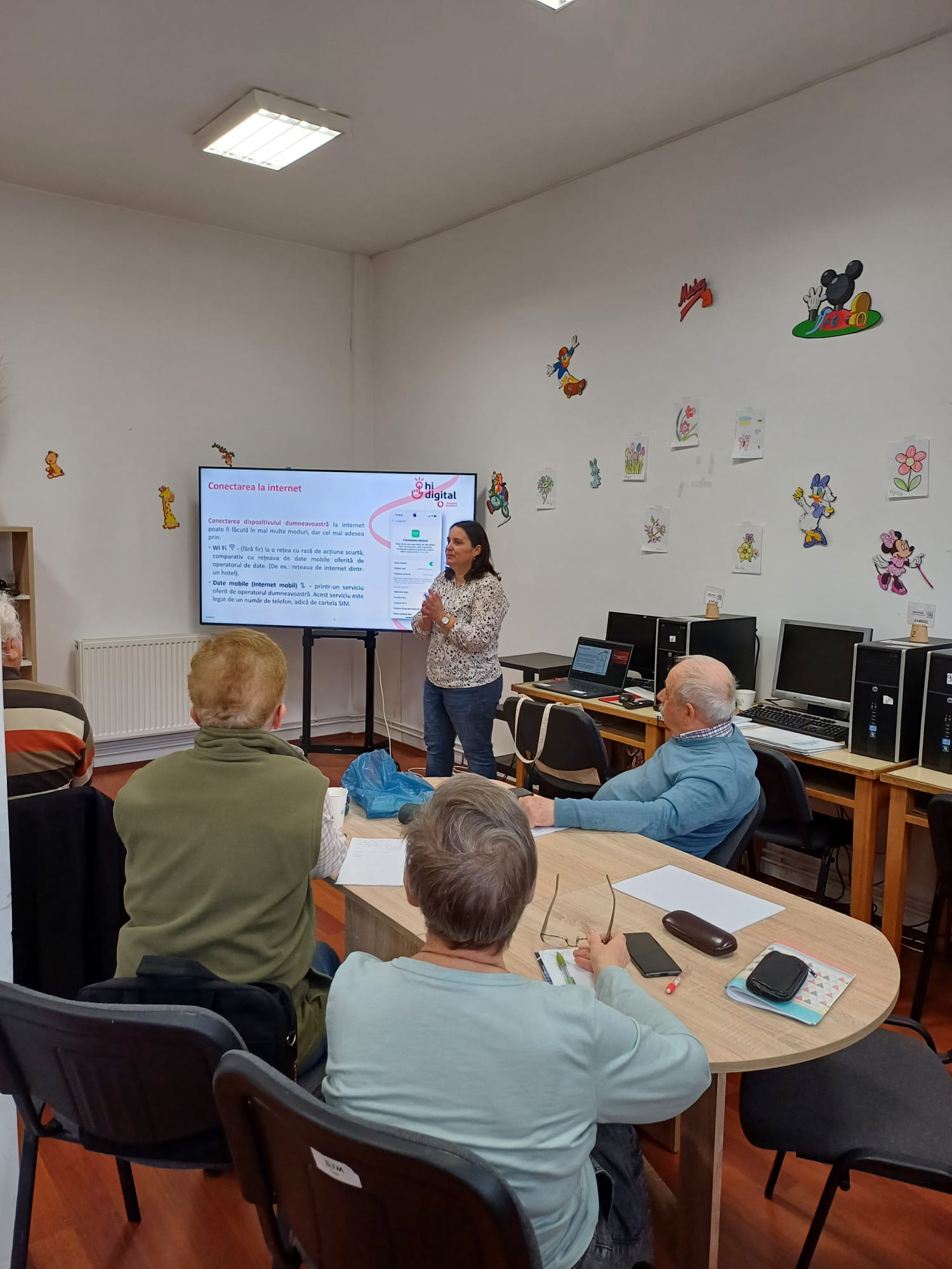 <span class="uc_style_uc_tiles_grid_image_elementor_uc_items_attribute_title" style="color:#ffffff;">HiDigital -Biblioteca Judeteana Mures - Grupa1</span>