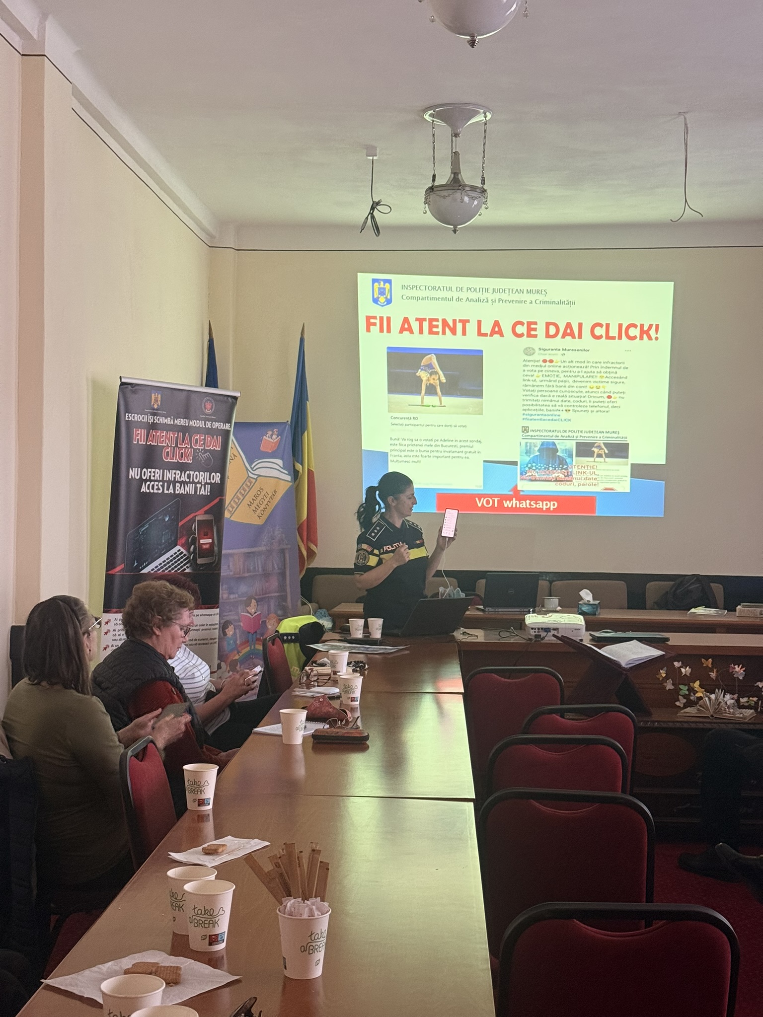 <span  class="uc_style_uc_tiles_grid_image_elementor_uc_items_attribute_title" style="color:#ffffff;">20260311_HiDigital_PrevenireaCriminalității (2)_1</span>